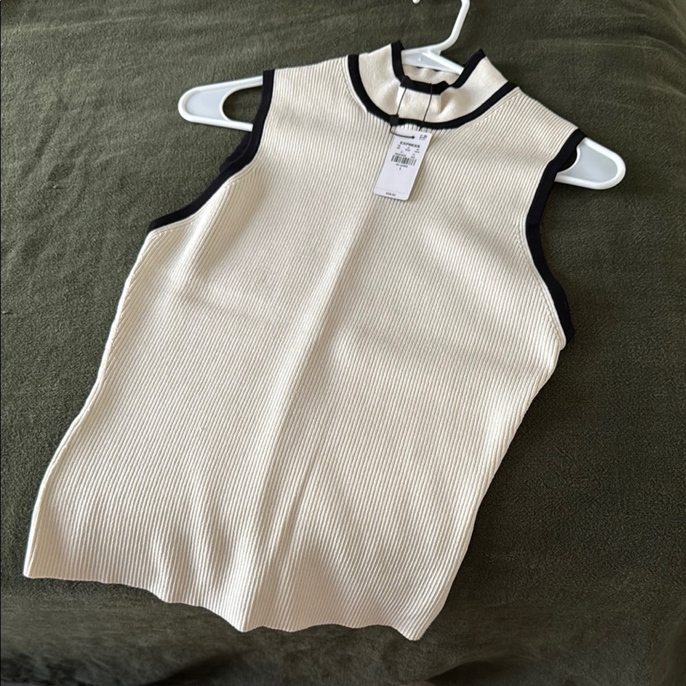 Express Cream Fitted Sleeveless Tank Top